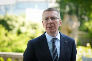 Во второй половине мая в Латвии обещают по-летнему теплую погоду