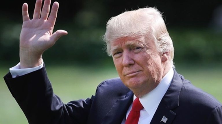 Китай подтвердил визит Дональда Трампа в Пекин: переговоры пройдут 13-15 мая
