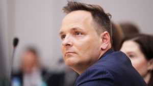 Вице-мэр Риги предложил запретить индивидуальную съемку на заседаниях Рижской думы