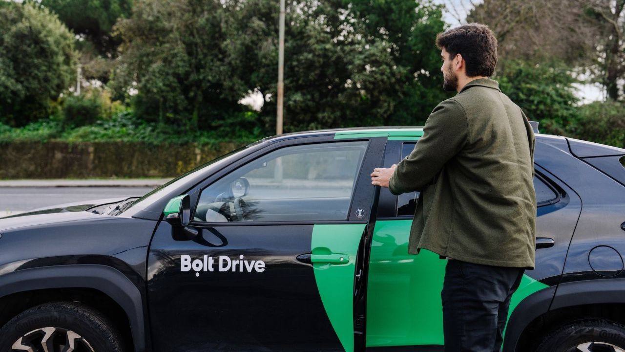 Bolt Drive обновляет автопарк и снижает цены: к концу лета в Латвии появятся 600 новых автомобилей