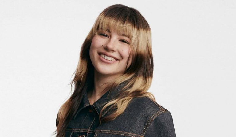 Олимпийская чемпионка Алиса Лю стала амбассадором Louis Vuitton