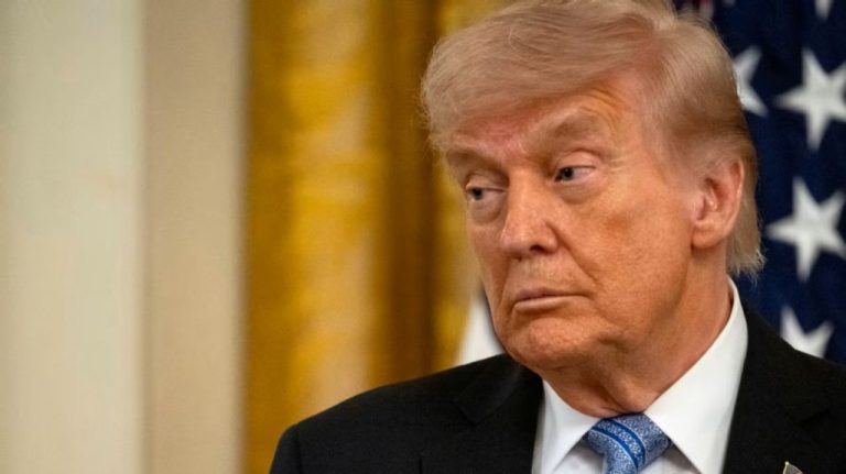 Трамп отложил введение 25-процентных пошлин на автомобили из Евросоюза