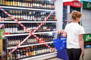 В Латвии изменят порядок оплаты услуг фармацевта: часть расходов возьмет на себя государство