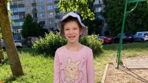 «Зеленая лампа»: 7-летней Вике нужна помощь, чтобы она начала говорить и общаться