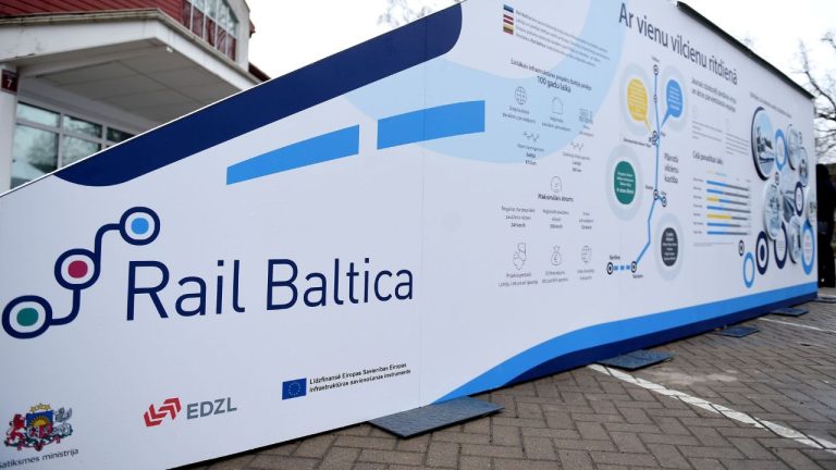 Спор вокруг Rail Baltica дошел до международного арбитража: Испания требует от Латвии более 14 млн евро