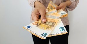 Мэр поручил проверить ситуацию с Мясным павильоном Центрального рынка и уточнить - куда делись деньги