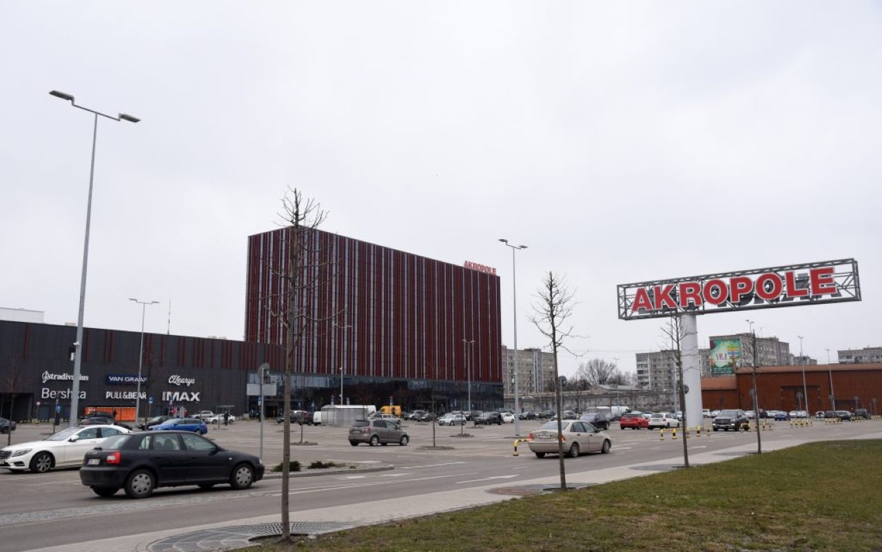Большинство магазинов в торговых центрах Риги сегодня закрыты: график работы Rimi, Maxima и Stockmann