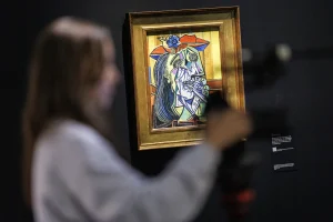 Умер легендарный Клайв Дэвис - продюсер, стоявший за успехом Уитни Хьюстон, Pink Floyd и Aerosmith