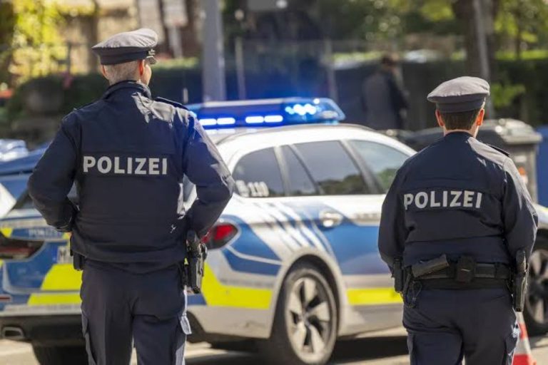 В Германии эвакуировали 650 жителей: лесной пожар на месте бывшего военного полигона вызвал взрывы боеприпасов