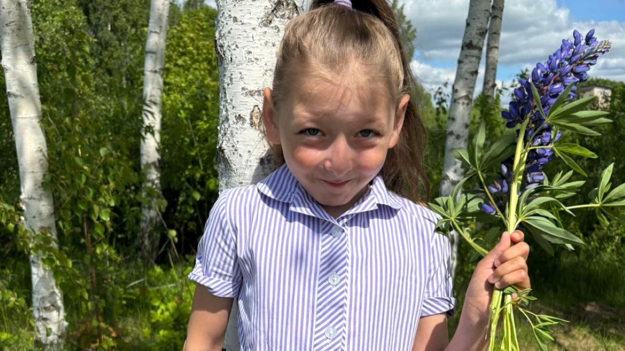 «Зеленая лампа»: 7-летней Вике нужна помощь для оплаты годового курса реабилитации
