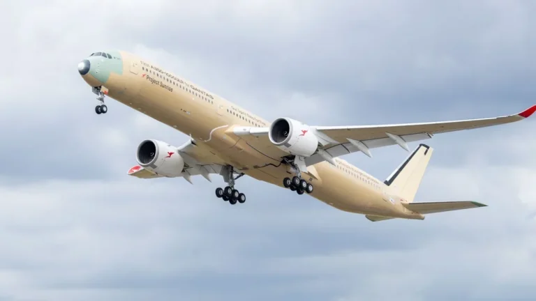 22 часа без посадки: Airbus испытал новый лайнер в полете из Лондона в Сидней