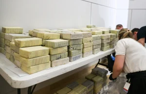 Нападение с ножом на Пенн-Стейшн в Нью-Йорке: ранены 6 человек накануне матча финала НБА