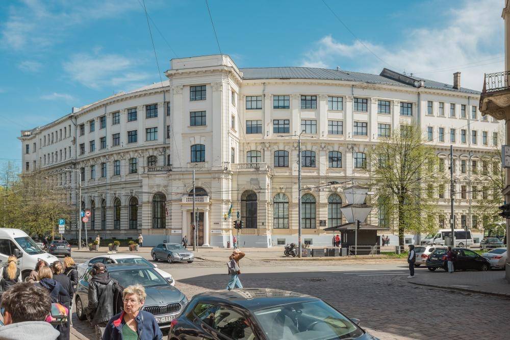 Латвийский университет продаёт исторический комплекс в центре Риги за 10,8 миллиона евро