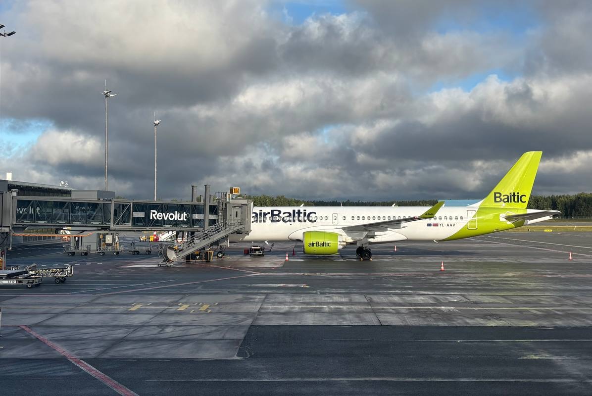 Агентство Fitch ухудшило финансовый прогноз для airBaltic и предупредило о возможной реструктуризации долгов