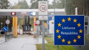 Из-за сильной грозы более 9300 жителей Латгалии остались без электричества