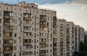 В четверг, по прогнозам синоптиков, возможна гроза с сильными ливнями