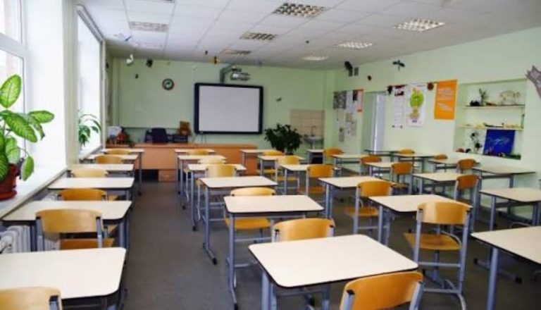 В 10-е классы рижских школ подали заявки 5332 ученика: один из них отправил сразу 80 заявлений