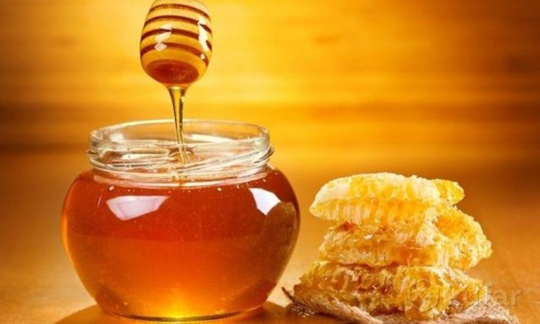 В Латвии выбрали самый вкусный мед 2026 года: кто стал победителем