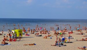 В пятницу Латвию накроет пик жары, а затем погода резко изменится