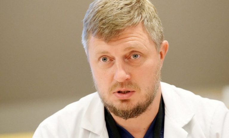 Глава Центра неотложной помощи больницы Страдиня подал в отставку