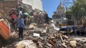 В Риме на 450 евро оштрафовали немецкого туриста, решившего освежиться в фонтане
