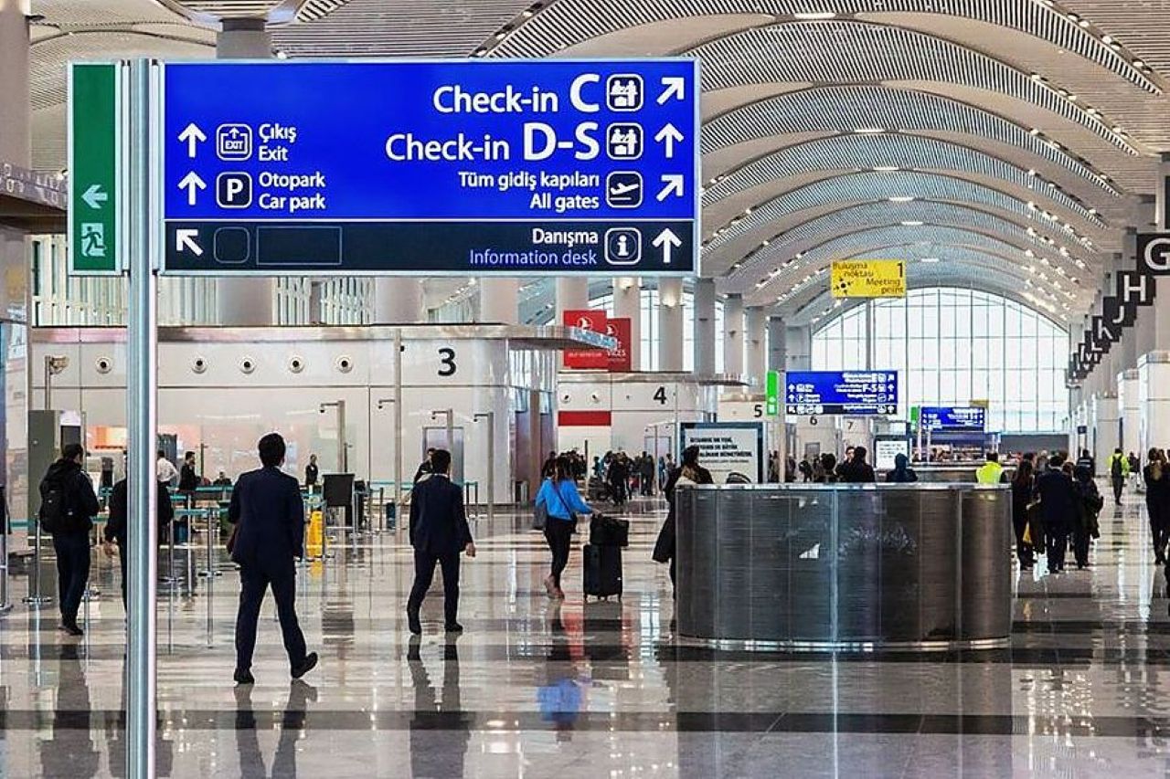 Стамбульский аэропорт впервые признан самым загруженным в Европе