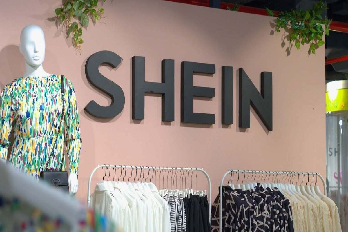 Shein выходит на биржу: что будет с популярным магазином дешевой одежды