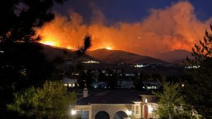 Отец оставил семилетнего сына одного на Фудзи на высоте почти 2500 метров