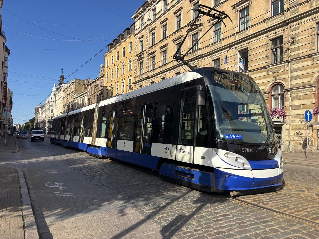 Rīgas satiksme не хватает 150 водителей, и нагрузка растёт на действующих сотрудников