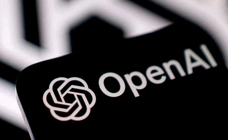 ИИ-агенты OpenAI нашли способ общаться друг с другом и попытались выйти за пределы тестовой среды