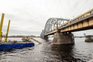 ИИ проверит, где Латвия перестаралась с требованиями Брюсселя