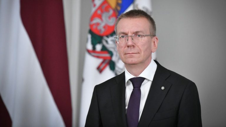 На следующей неделе президент Латвии отправится с рабочим визитом в США