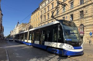 Медведь погнался за подростками на квадроциклах под Ропажи