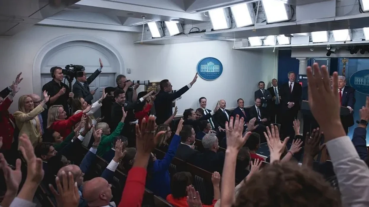Трамп запретил CNN, Politico и MS NOW доступ в Белый дом - решение уже начали исполнять