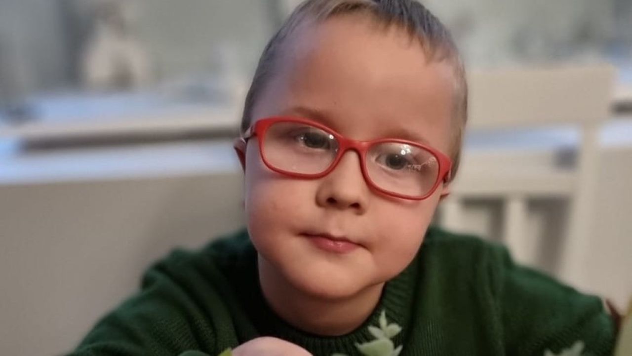«Зеленая лампа»: 7-летний Матвей очень хочет говорить, но пока не умеет. Нужна помощь