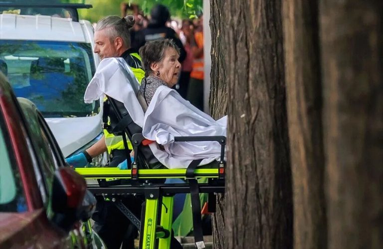 Выселение 87-летней женщины после 71 года в квартире вызвало протесты в Мадриде
