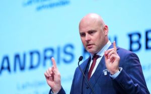 Каждый пятый латвиец согласен на повышение налогов ради образования и медицины