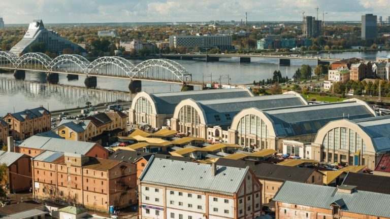 На развитие Рижского Центрального рынка хотят привлечь более 22 млн евро