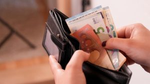 За перевозку мигрантов через границу в Латвии могут давать до 12 лет тюрьмы